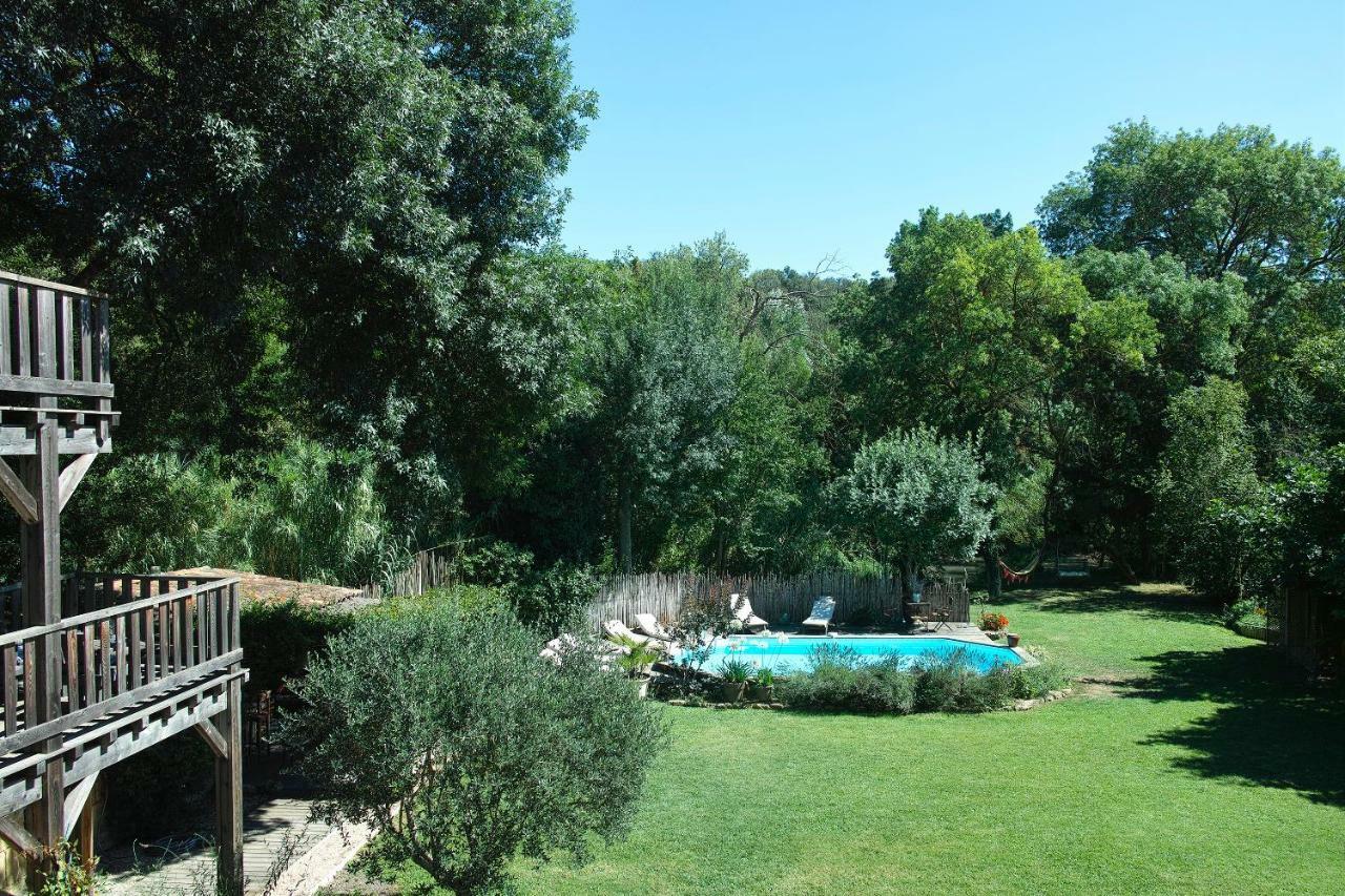 Le Moulin De Picaud Bed & Breakfast Grans Exterior photo