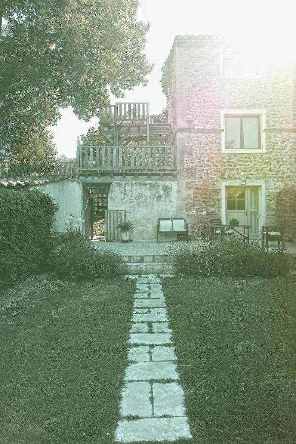 Le Moulin De Picaud Bed & Breakfast Grans Exterior photo