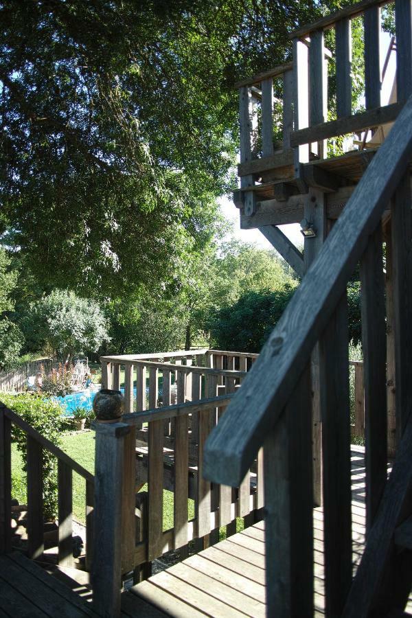Le Moulin De Picaud Bed & Breakfast Grans Exterior photo